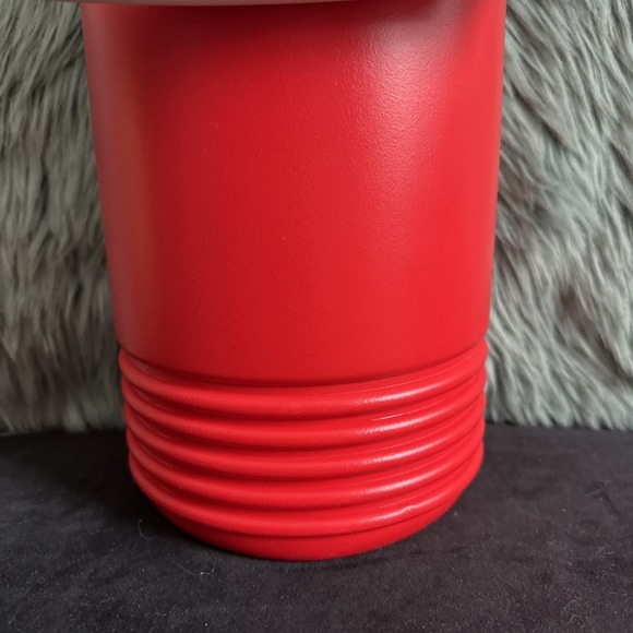 1 GALLON IGLOO BEVERAGE COOLER Drink Red Spout Work Party Beach 13 X 6" - Picture 2 of 14